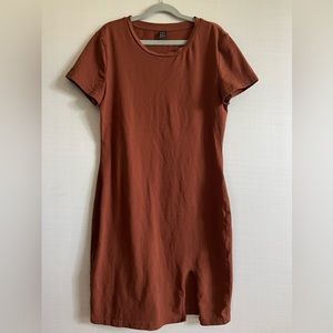 brand Shein brown above knee dress w slit size medium